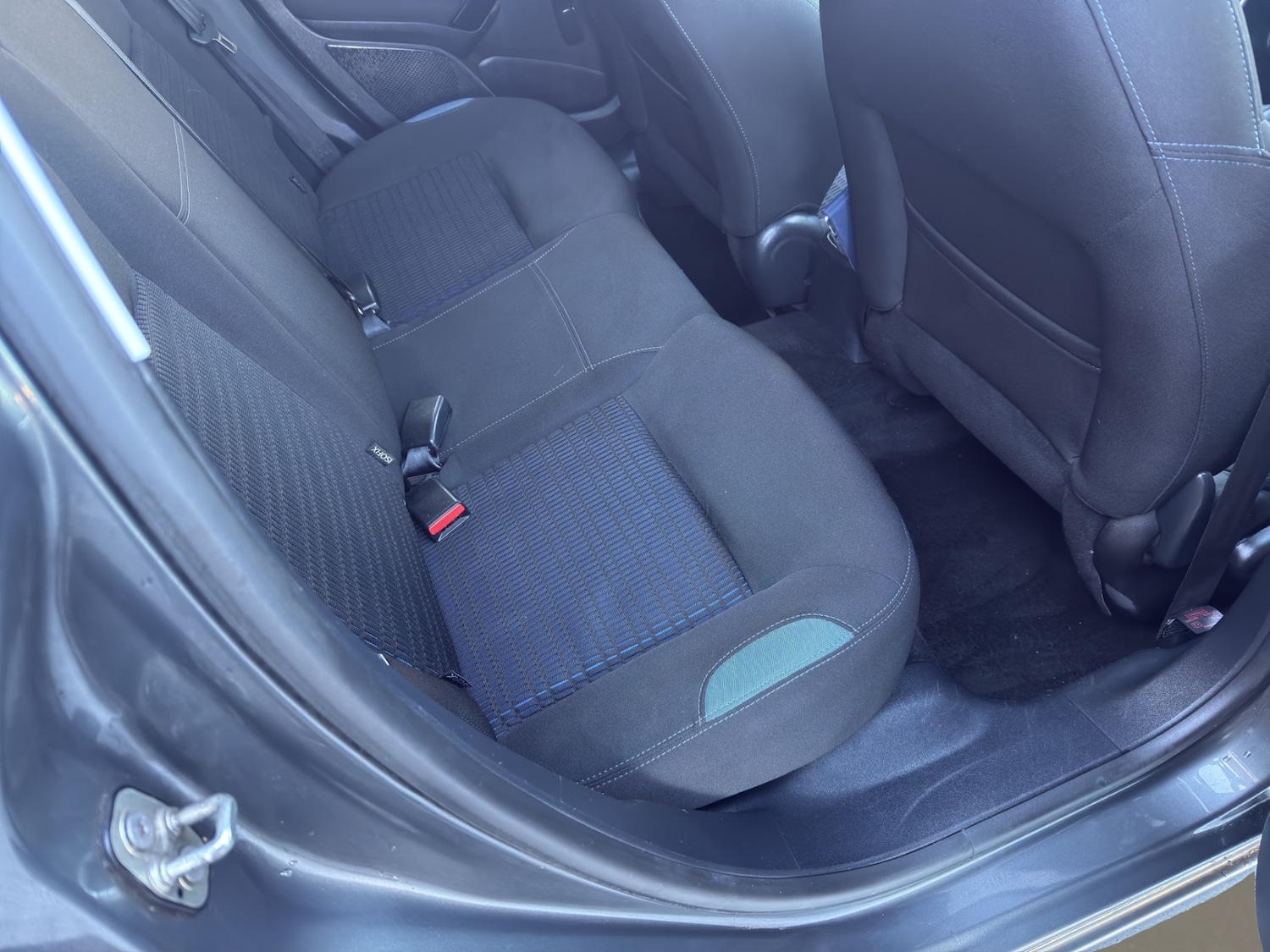 Used Peugeot 208 2014 for sale - 76982631: Photo 11