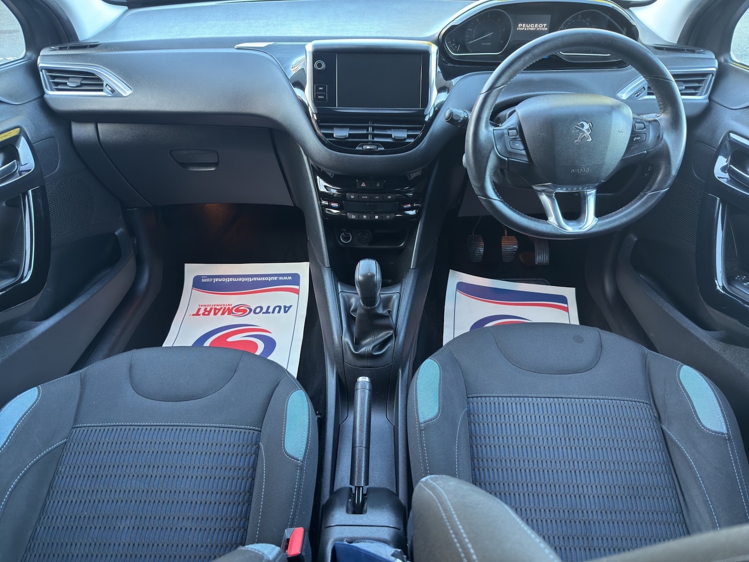 Used Peugeot 208 2014 for sale - 76982631: Photo 12