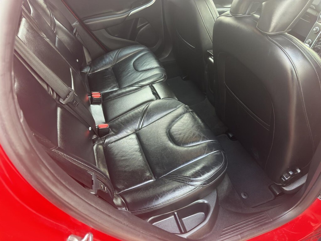 Used Volvo V40 2016 for sale - 78014873: Photo 13