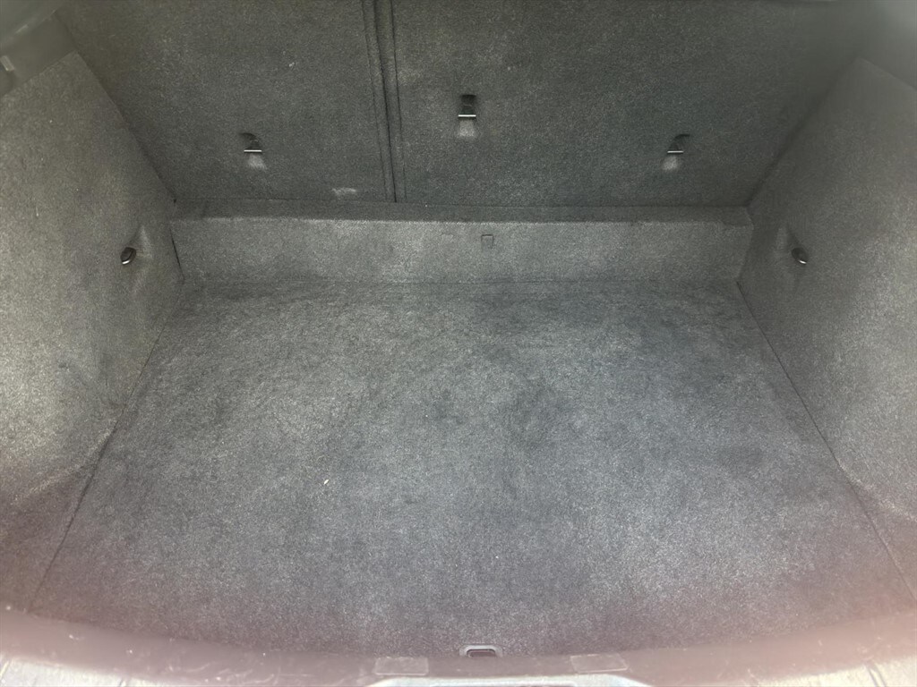 Used Volvo V40 2016 for sale - 78014873: Photo 17