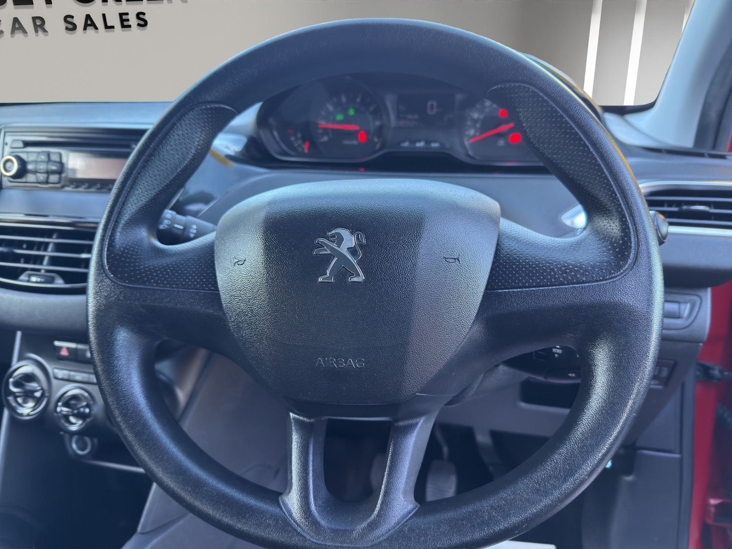 Used Peugeot 208 2013 for sale - 77095410: Photo 12