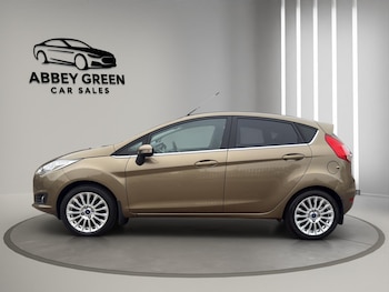 Used Ford Fiesta 2015 for sale - 79081504: Photo