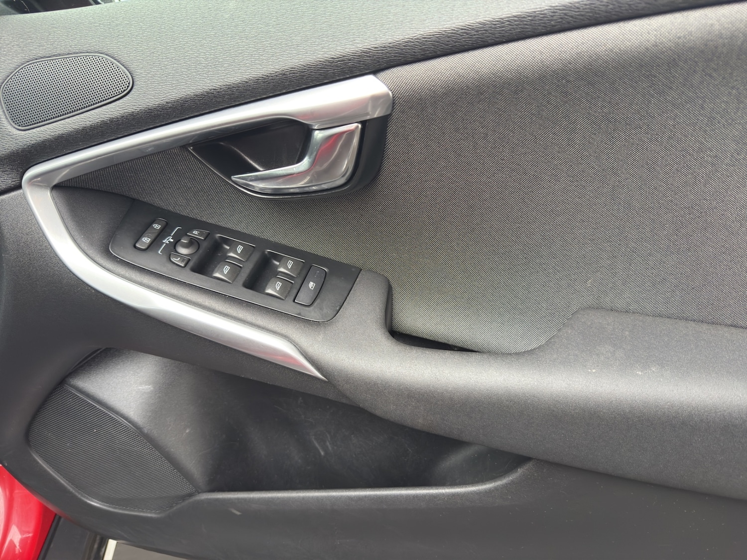 Used Volvo V40 2018 for sale - 76207374: Photo 13