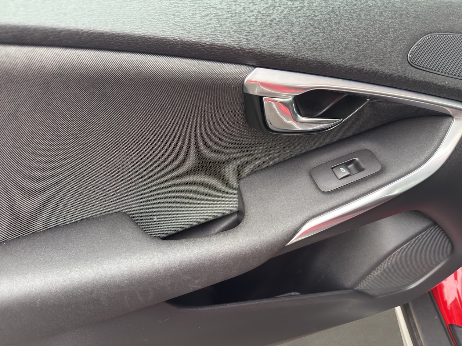 Used Volvo V40 2018 for sale - 76207374: Photo 14