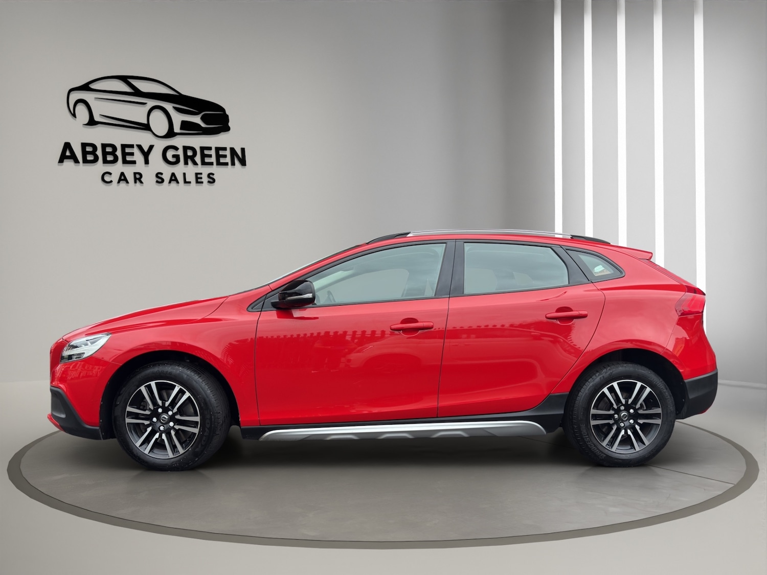 Used Volvo V40 2018 for sale - 76207374: Photo 5