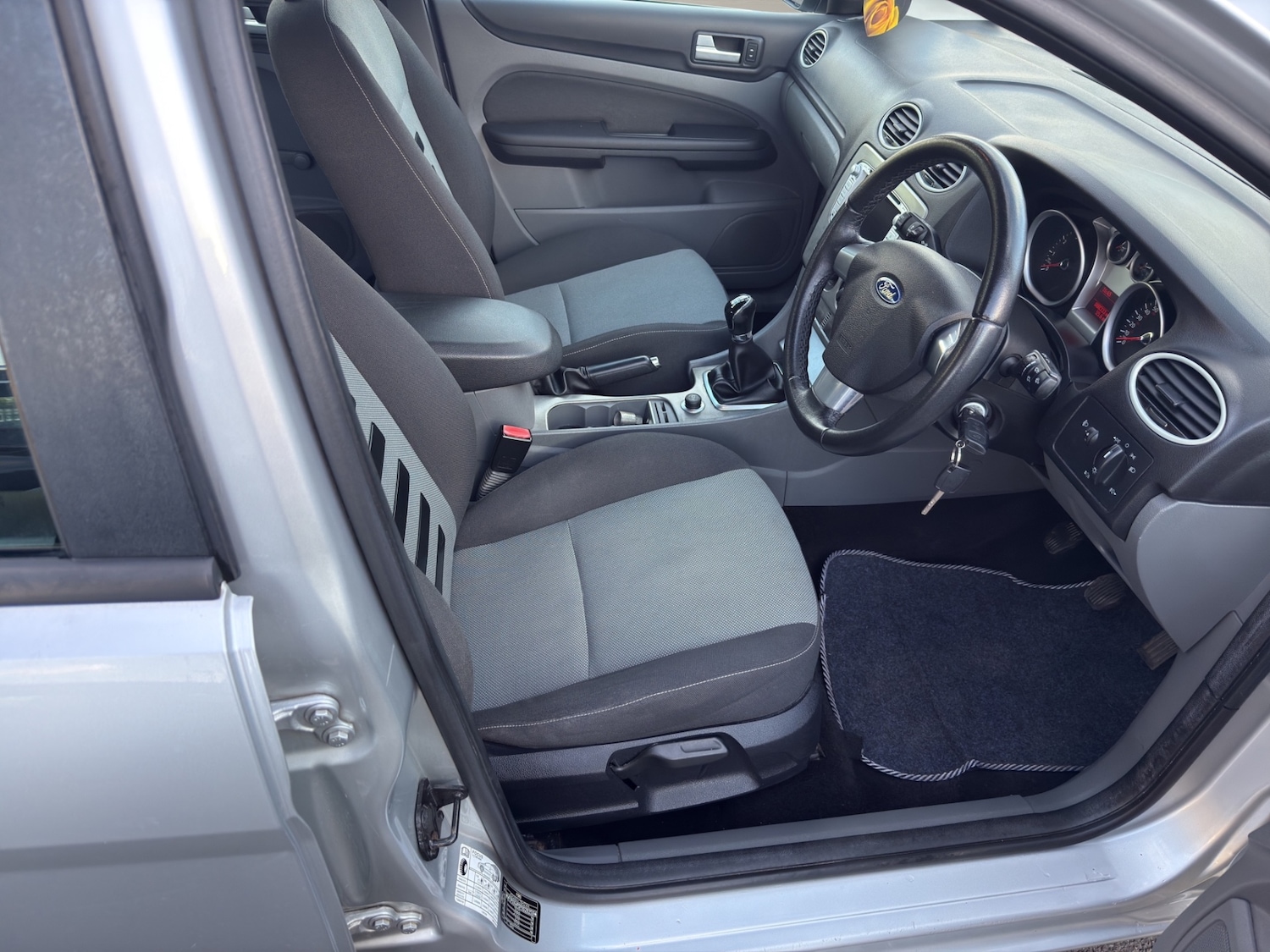 Used Ford Focus 2009 for sale - 76184213: Photo 13