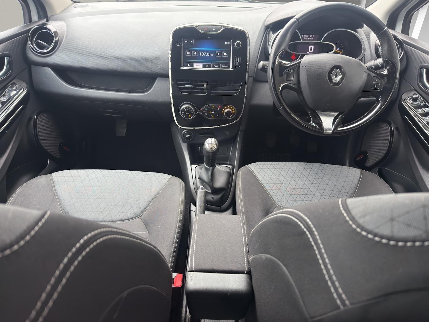 Used Renault Clio 2014 for sale - 77364044: Photo 12