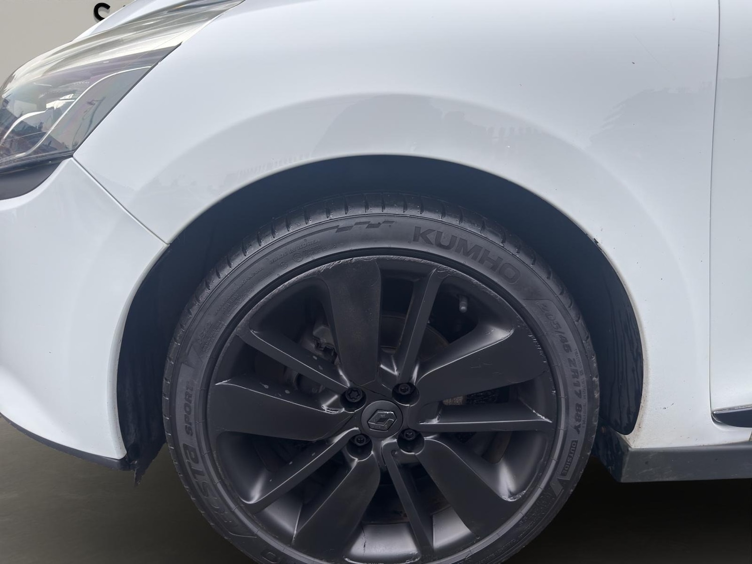 Used Renault Clio 2014 for sale - 77364044: Photo 17