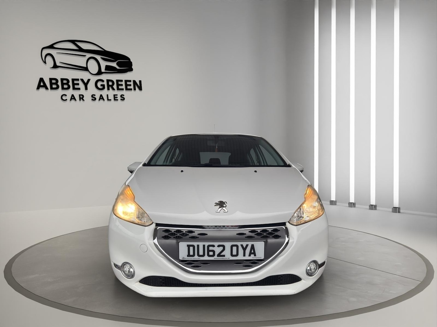 Used Peugeot 208 2012 for sale - 77490401: Photo 8