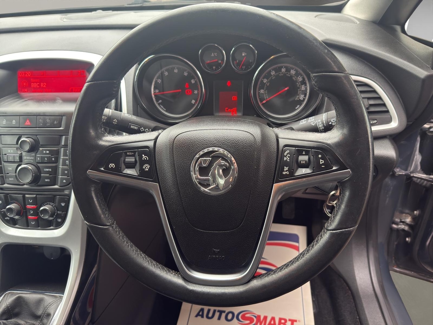 Used Vauxhall Astra 2015 for sale - 77640064: Photo 10