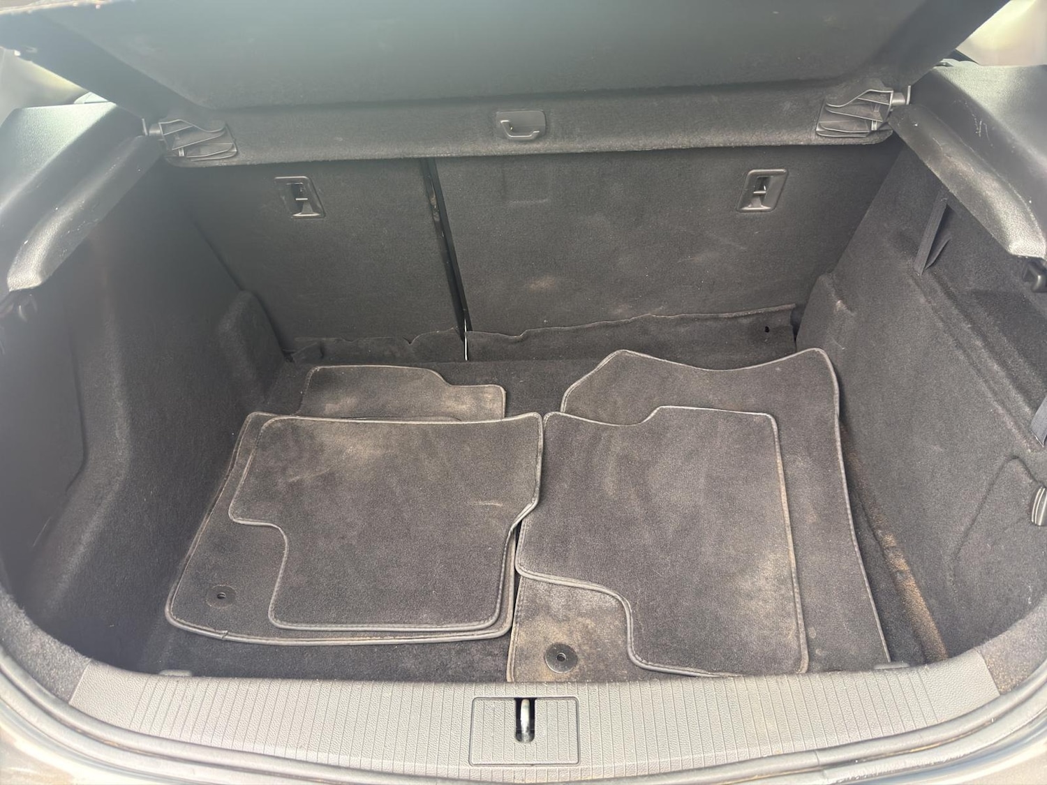 Used Vauxhall Astra 2015 for sale - 77640064: Photo 17