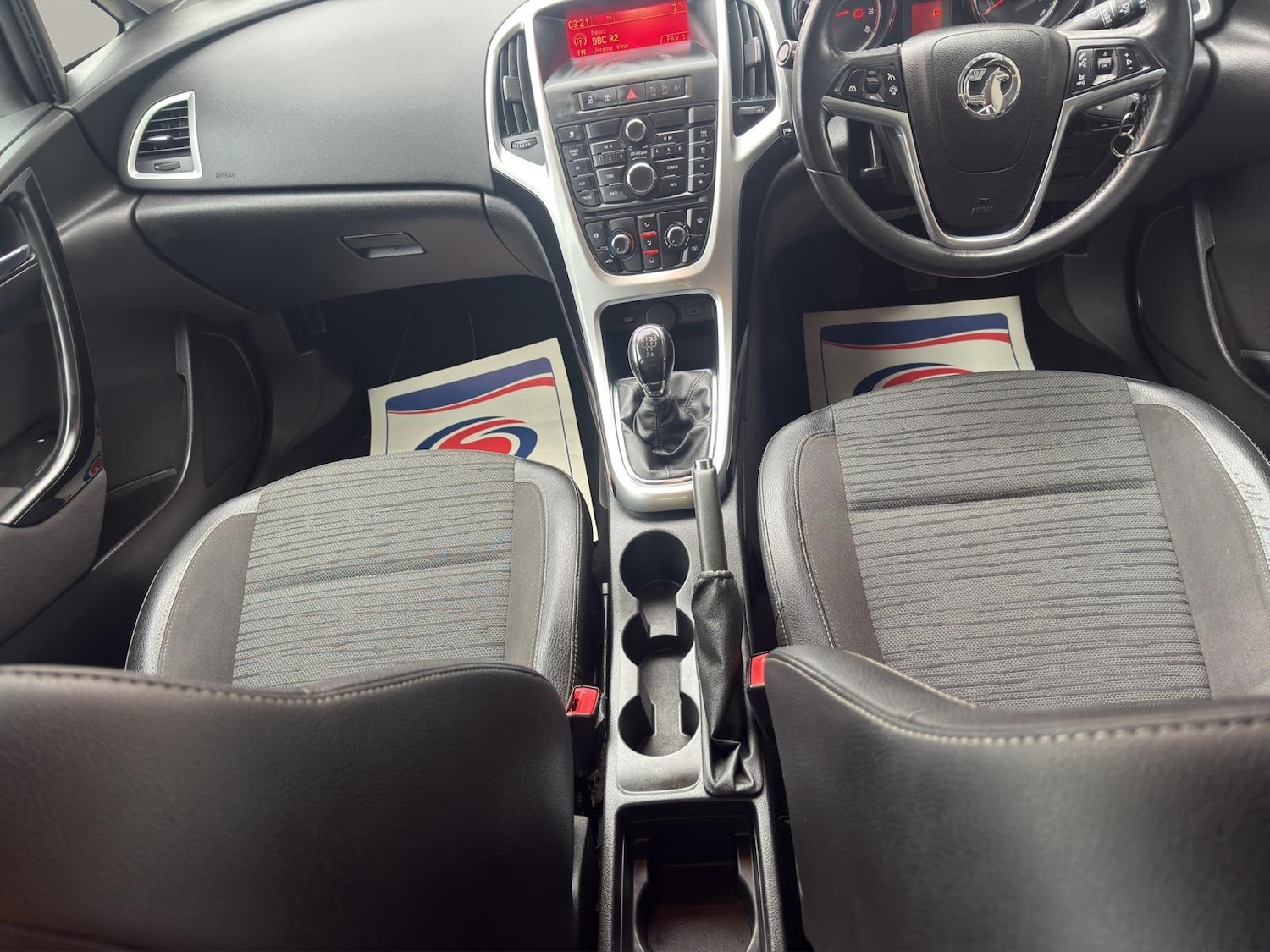 Used Vauxhall Astra 2015 for sale - 77640064: Photo 9