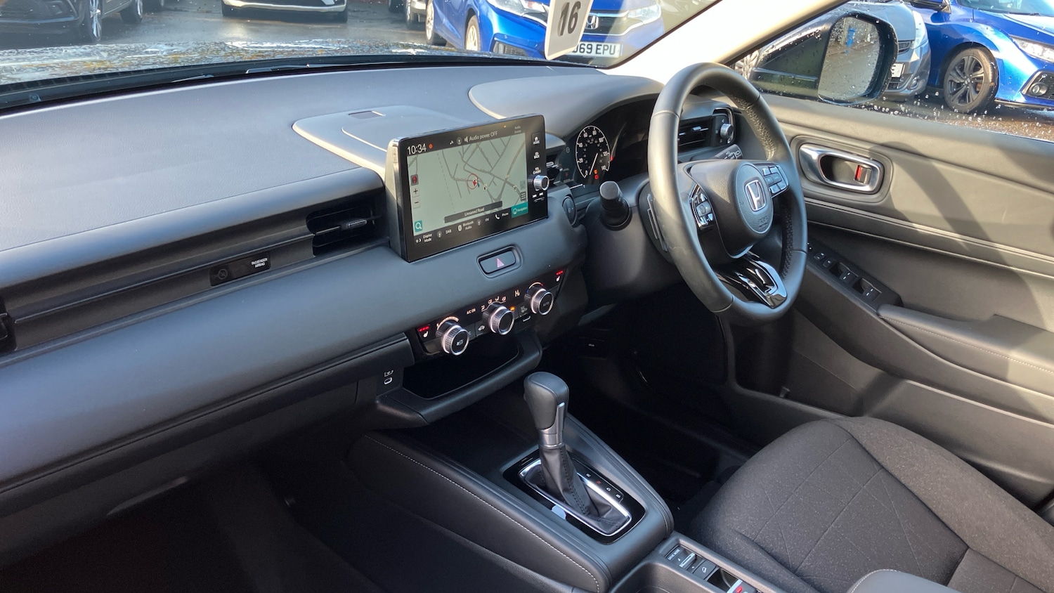 Used Honda HR-V 2024 for sale - 77201120: Photo 2