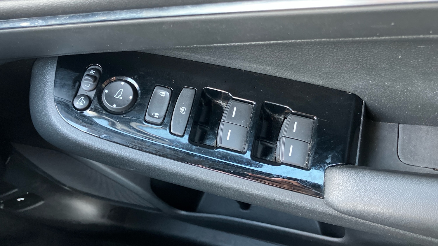 Used Honda HR-V 2024 for sale - 76401925: Photo 26