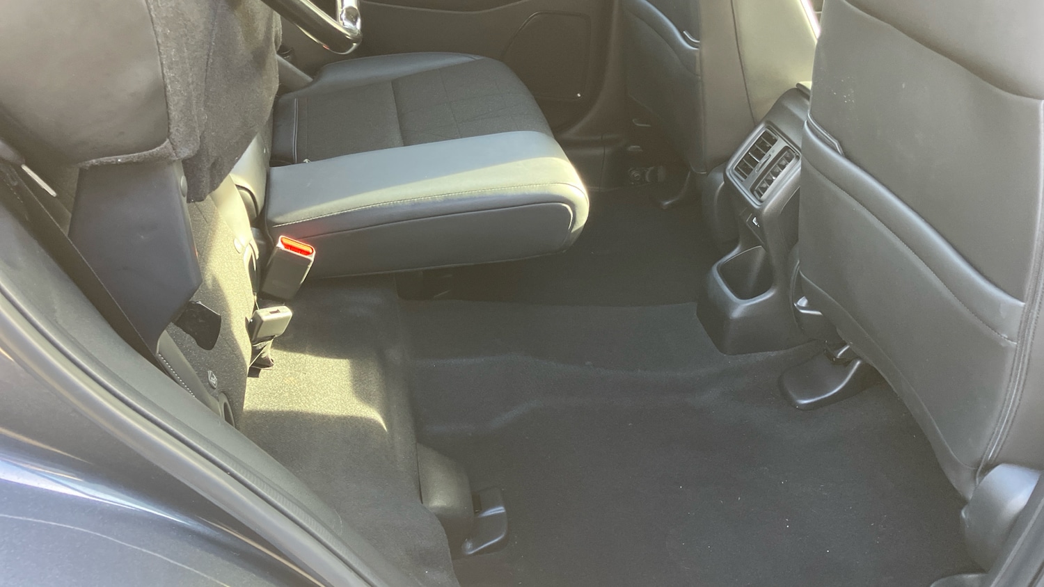 Used Honda HR-V 2024 for sale - 76401925: Photo 32