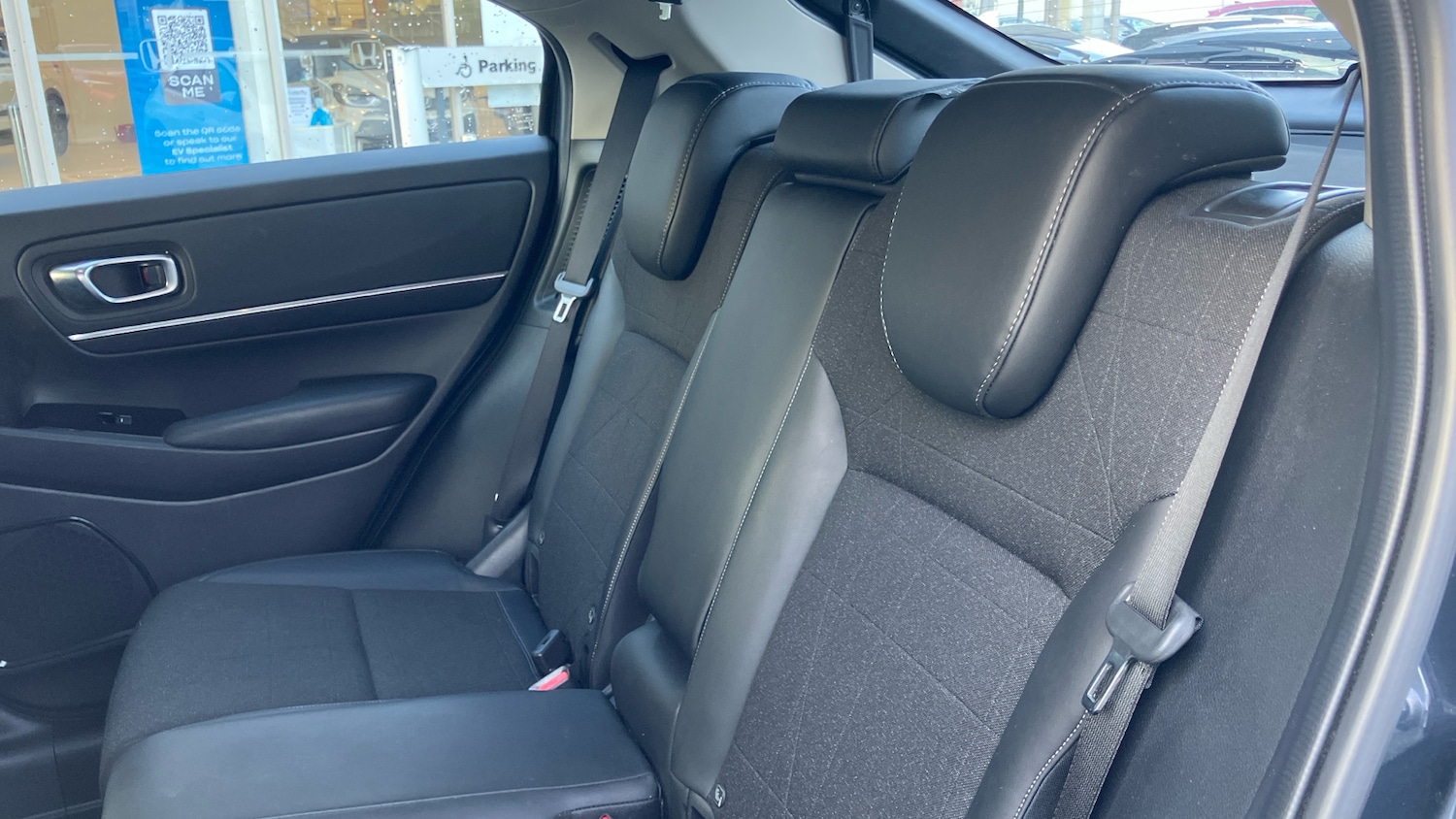 Used Honda HR-V 2024 for sale - 76401925: Photo 8