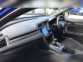 Used Honda Civic 2017 for sale - 78242614: Photo