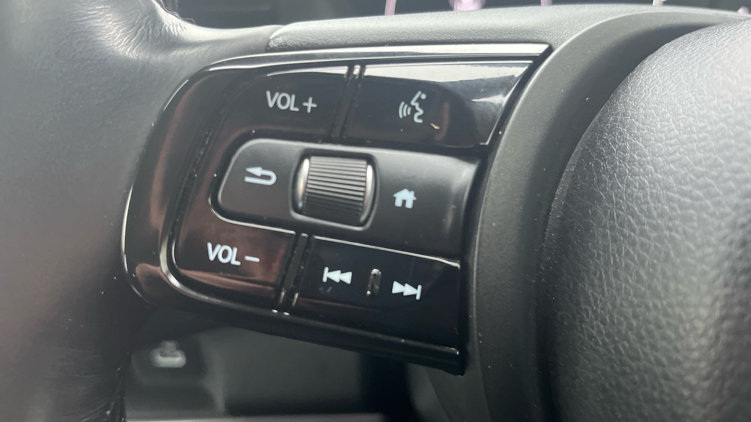 Used Honda HR-V 2023 for sale - 76603249: Photo 24