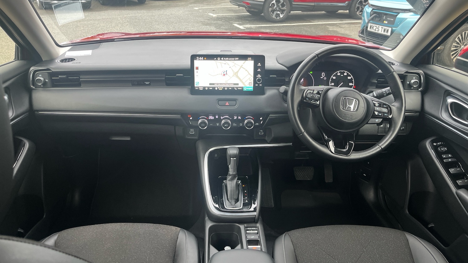 Used Honda HR-V 2023 for sale - 76603249: Photo 4