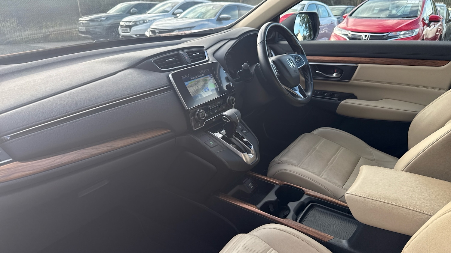 Used Honda CR-V 2020 for sale - 76530999: Photo 2