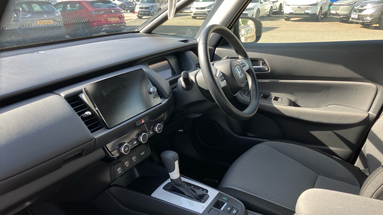 Used Honda Jazz 2023 for sale - 75948172: Photo 2