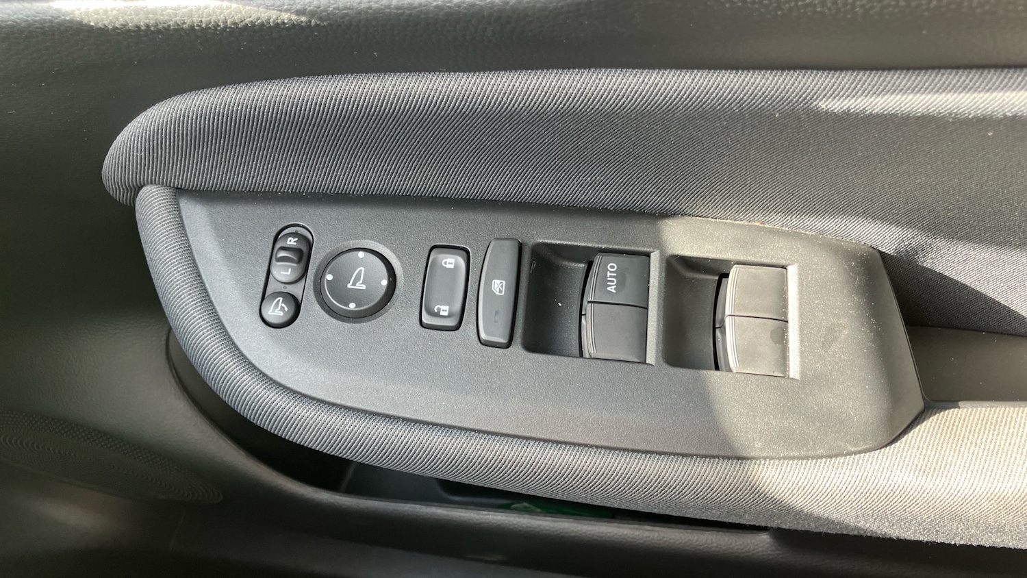 Used Honda Jazz 2023 for sale - 75948172: Photo 37