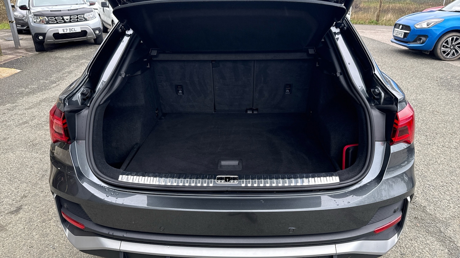 Used Audi Q3 2019 for sale - 77350299: Photo 4