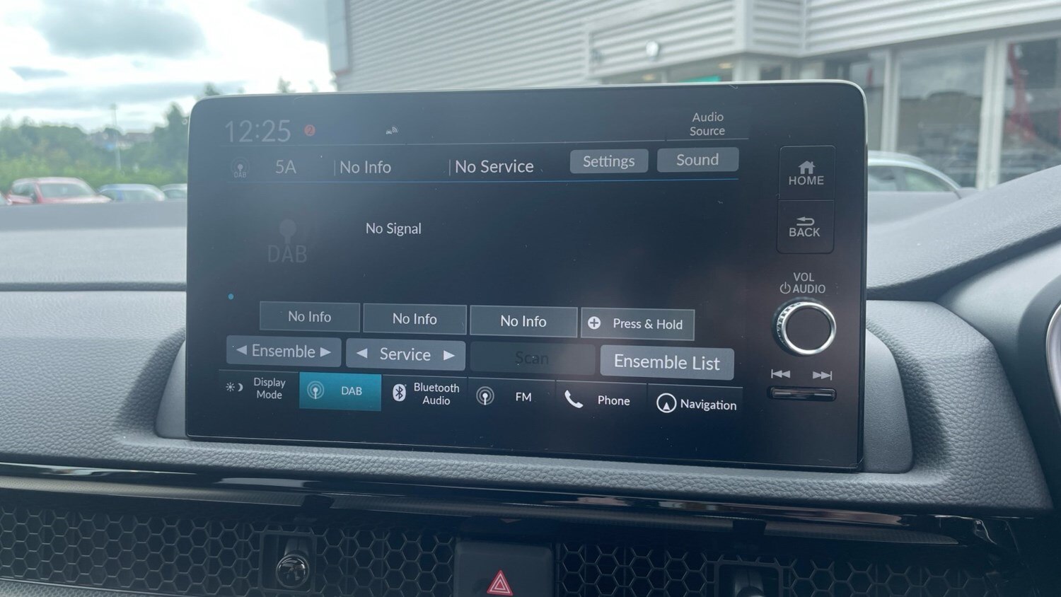 2025 Honda CR-V 2.0 ePHEV Advance Tech 5dr eCVT Estate Estate Hybrid Automatic - Picture 16 of 24
