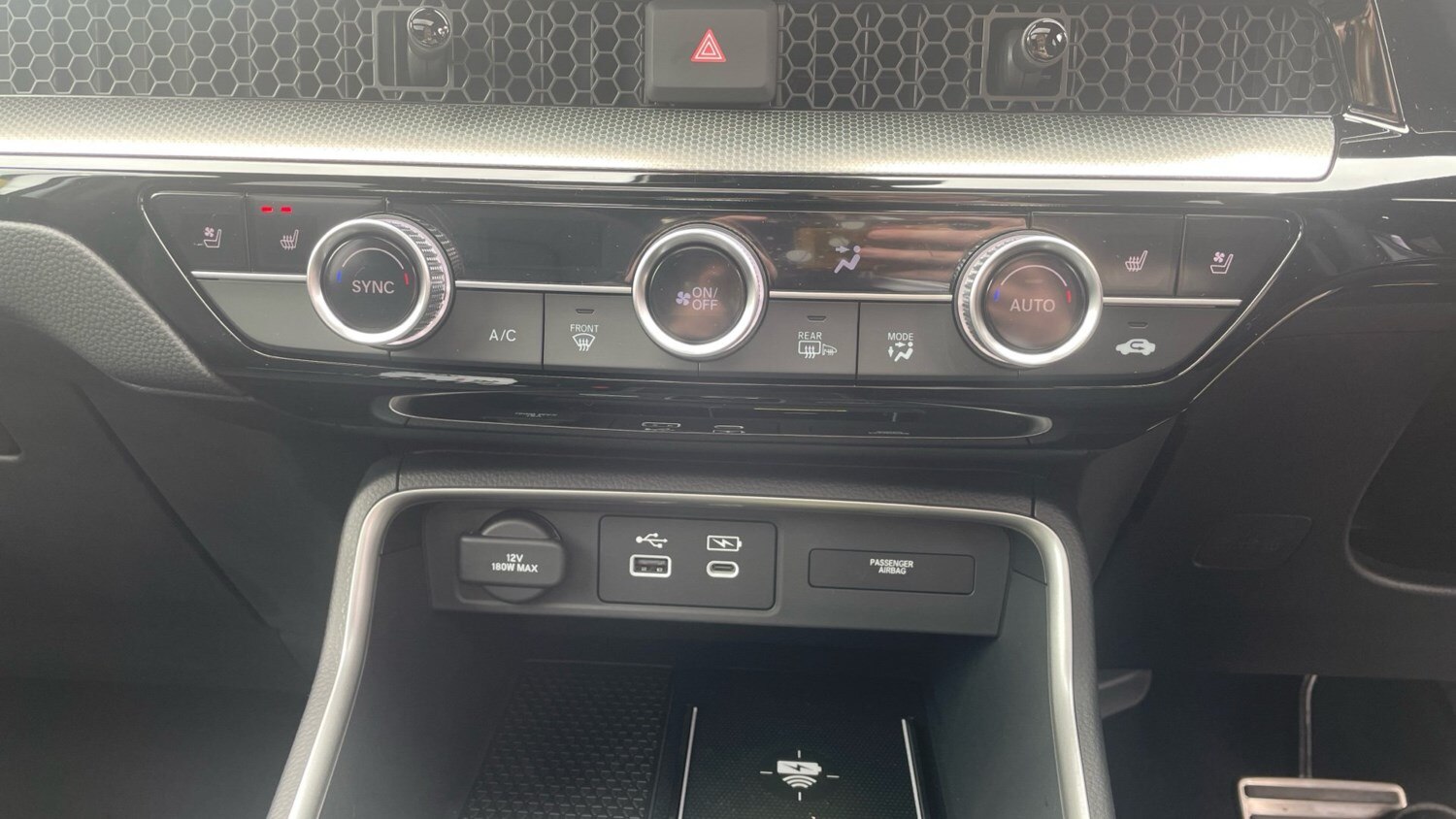 2025 Honda CR-V 2.0 ePHEV Advance Tech 5dr eCVT Estate Estate Hybrid Automatic - Picture 17 of 24