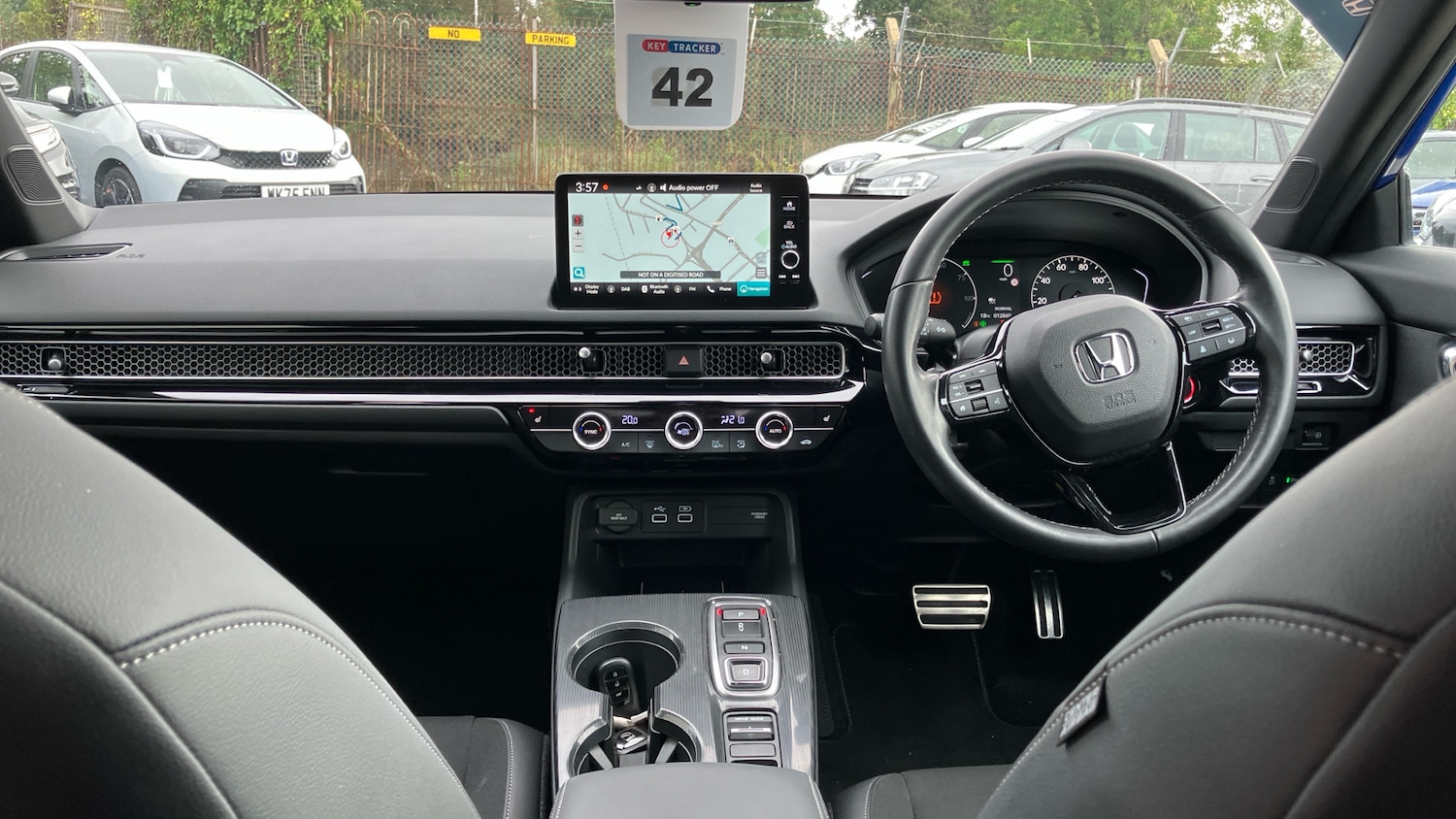 Used Honda Civic 2022 for sale - 76065915: Photo 4