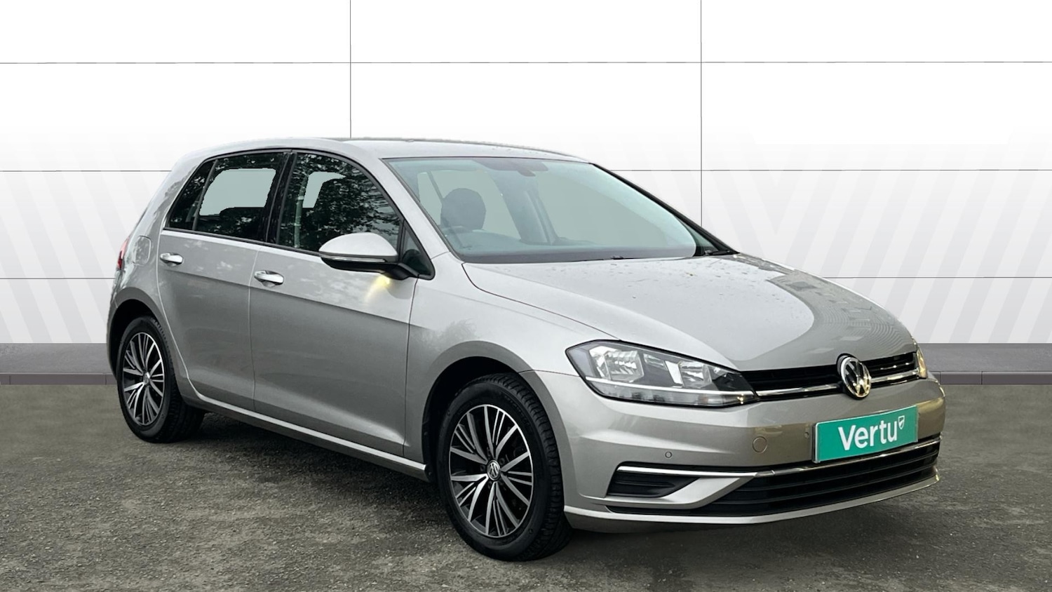 Used Volkswagen Golf 2017 for sale - 76649513: Photo 1