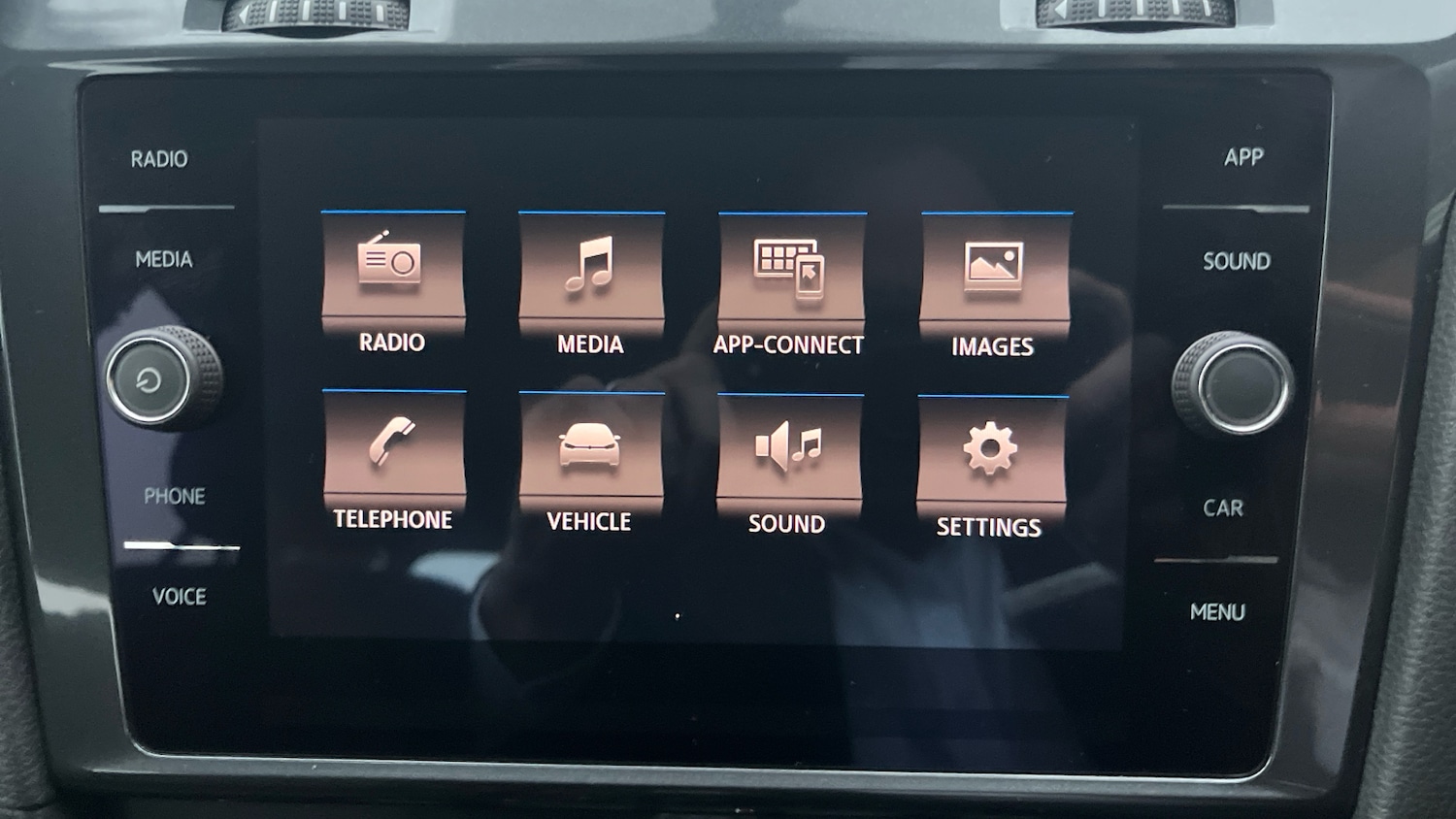 Used Volkswagen Golf 2017 for sale - 76649513: Photo 12