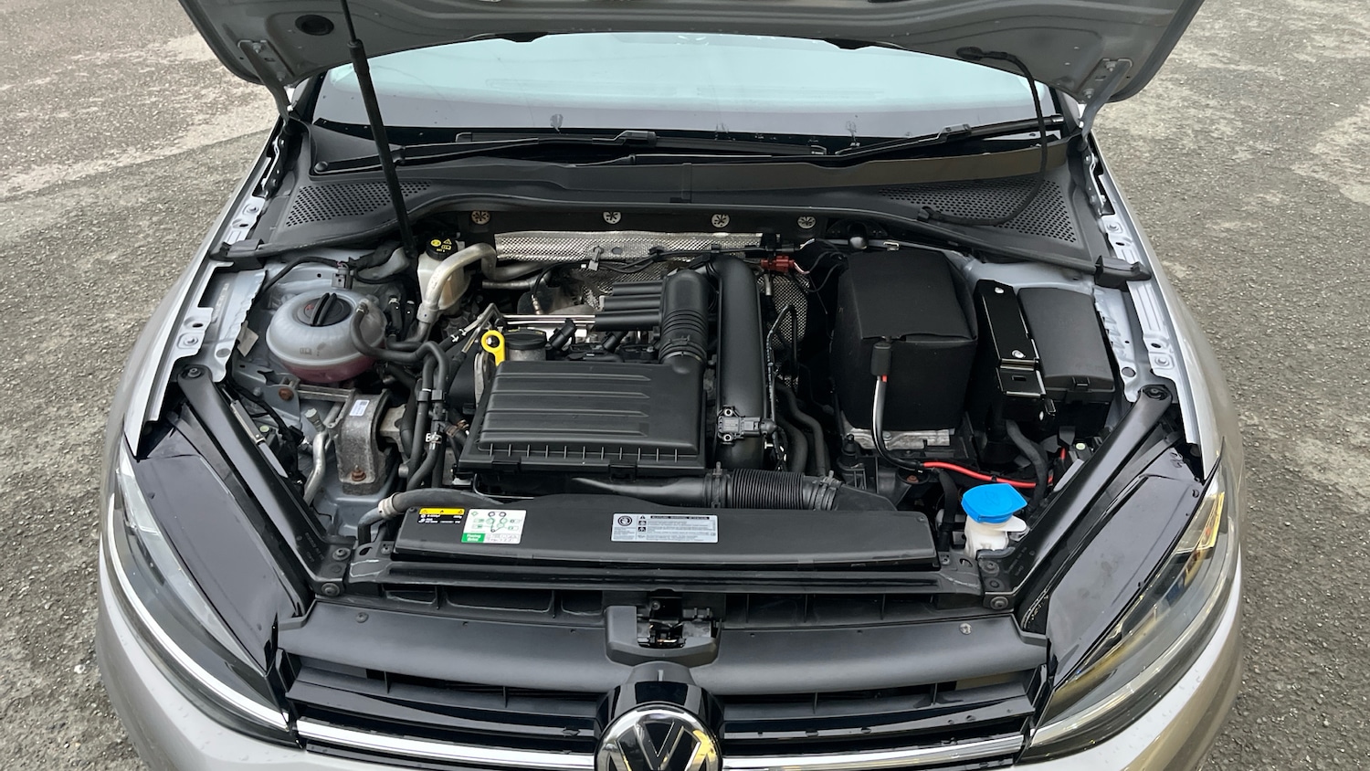 Used Volkswagen Golf 2017 for sale - 76649513: Photo 8