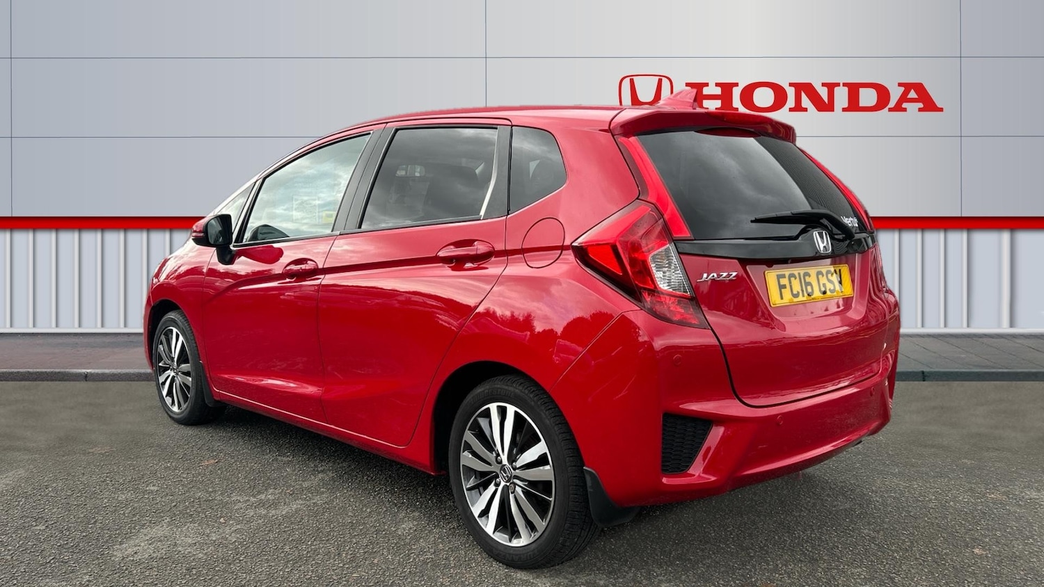 Used Honda Jazz 2016 for sale - 76374293: Photo 3
