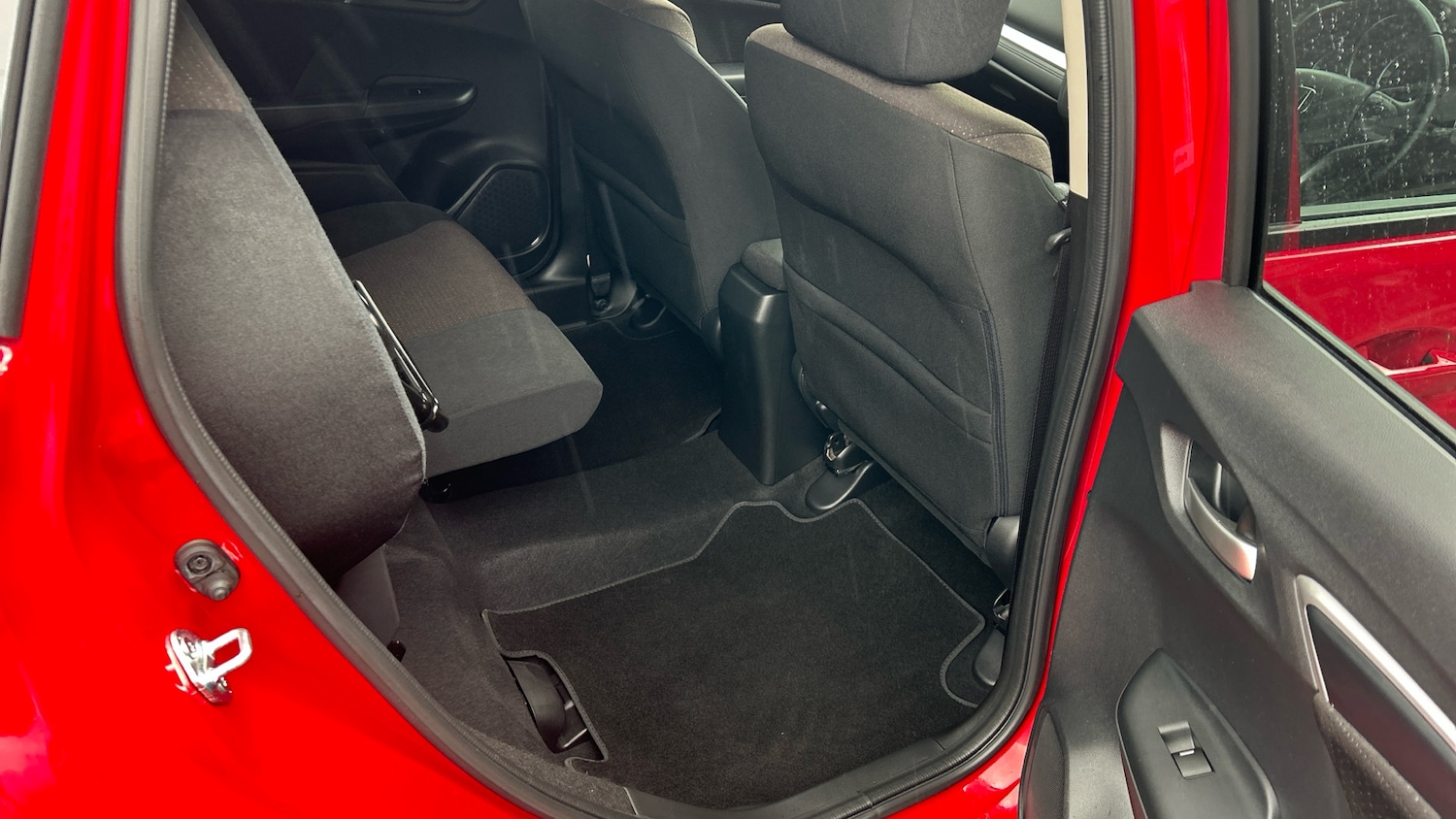 Used Honda Jazz 2016 for sale - 76374293: Photo 32