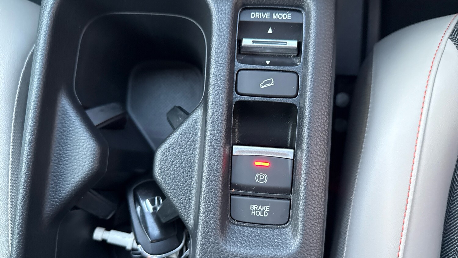 Used Honda HR-V 2024 for sale - 76907685: Photo 31