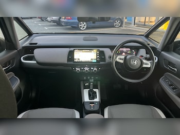 Used Honda Jazz 2021 for sale - 76157688: Photo