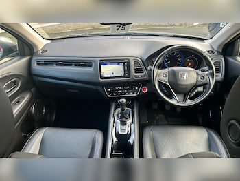 Used Honda HR-V 2020 for sale - 77168464: Photo