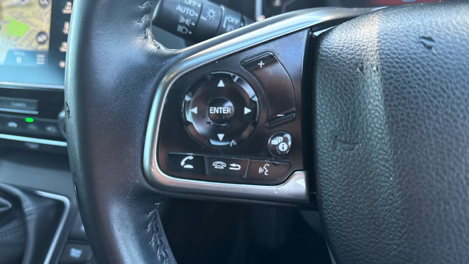 Used Honda CR-V 2018 for sale - 76859017: Photo 17