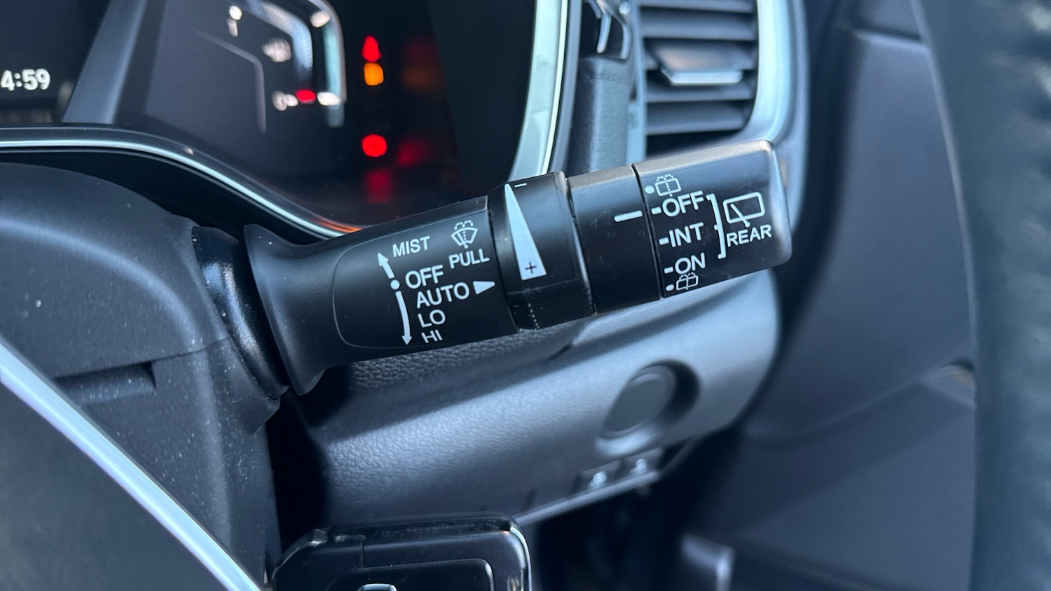 Used Honda CR-V 2018 for sale - 76859017: Photo 18