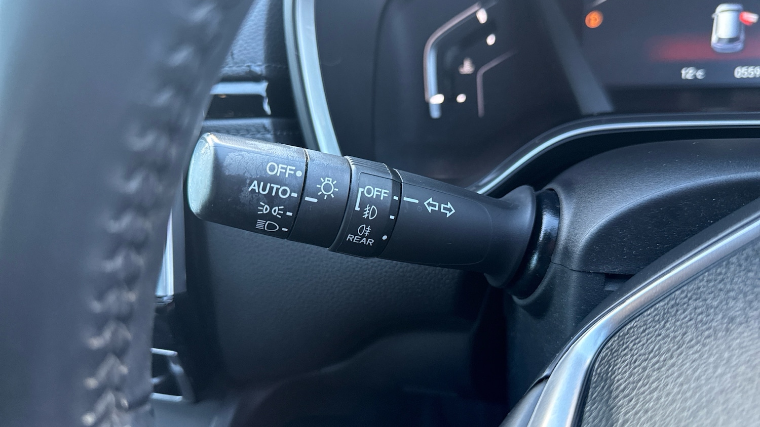 Used Honda CR-V 2018 for sale - 76859017: Photo 19