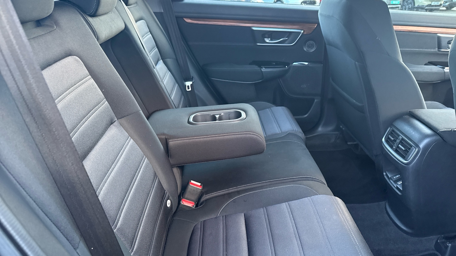 Used Honda CR-V 2018 for sale - 76859017: Photo 35