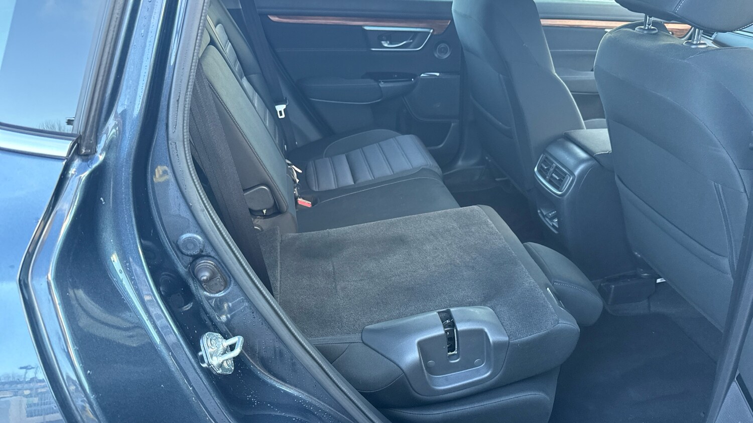 Used Honda CR-V 2018 for sale - 76859017: Photo 36