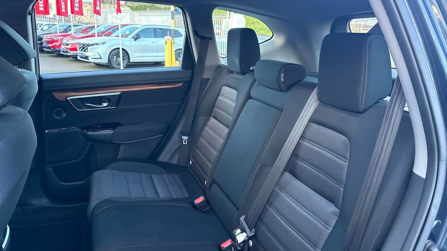 Used Honda CR-V 2018 for sale - 76859017: Photo 8