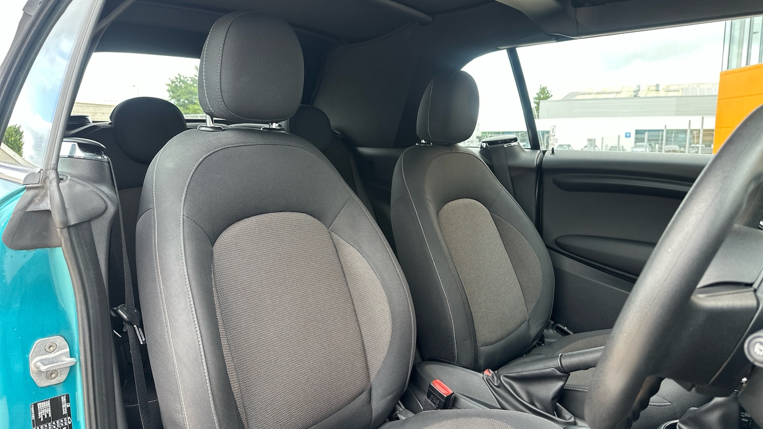 Used MINI Convertible 2016 for sale - 76611553: Photo 11