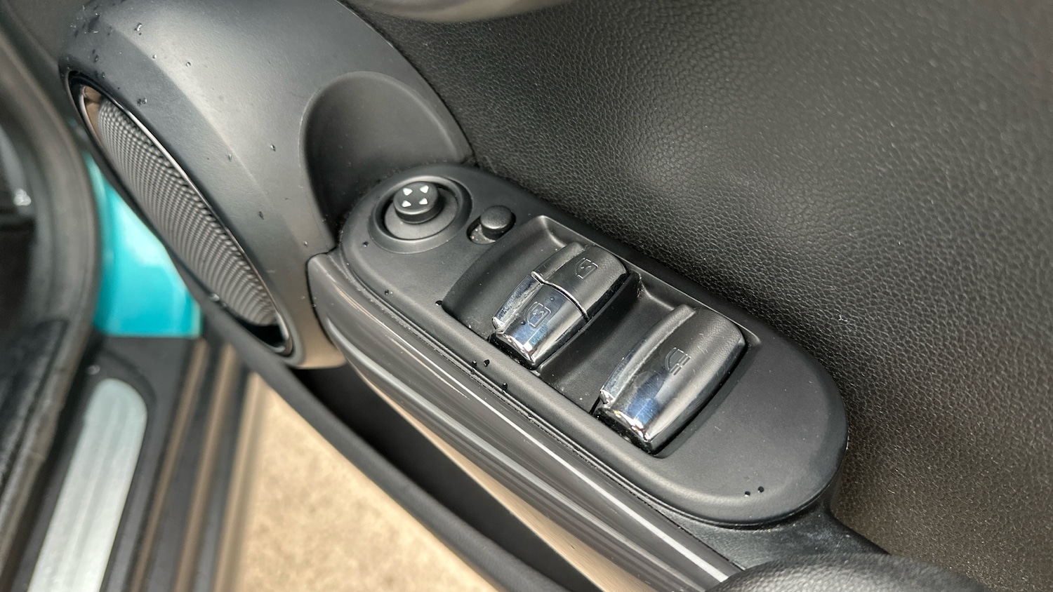 Used MINI Convertible 2016 for sale - 76611553: Photo 31