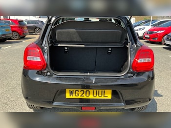 Used Suzuki Swift 2020 for sale - 75549920: Photo