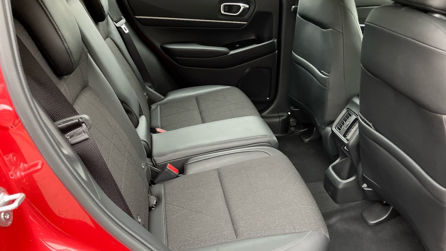 Used Honda HR-V 2023 for sale - 76076299: Photo 30