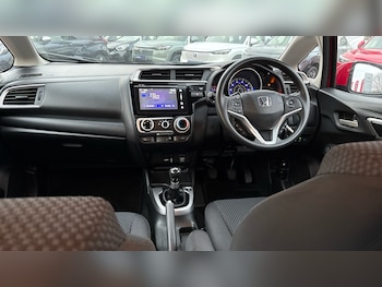 Used Honda Jazz 2018 for sale - 77061331: Photo