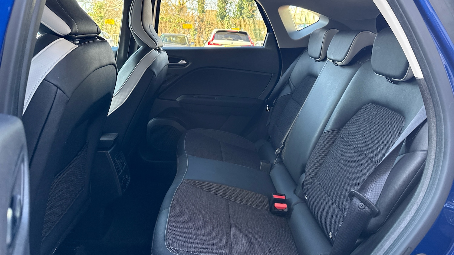 Used Renault Captur 2021 for sale - 77616087: Photo 16